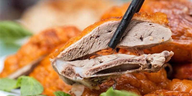 Mơ Thấy Vịt - Nên Đánh Đề Bao Nhiêu: Ý Nghĩa và Giải Mã 4 Mơ ăn thịt vịt có nhiều ý nghĩa khác nhau